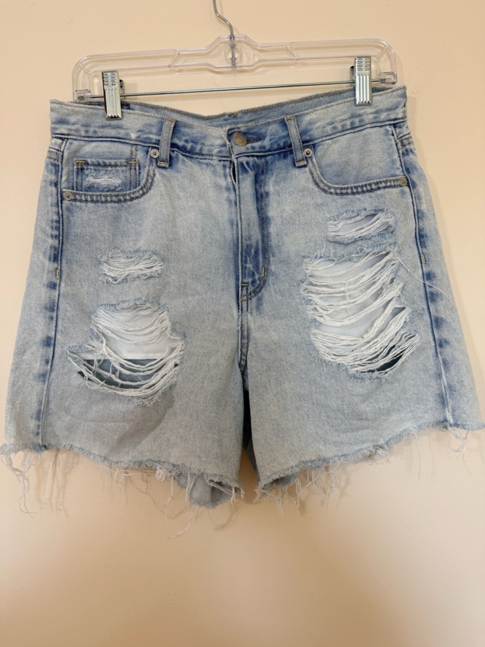 American Eagle Outfitters Light Wash Distressed High-Rise Mom Jean Shorts